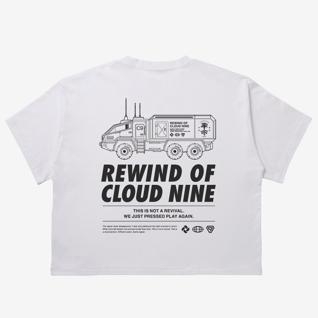 CLOUD NINE Tシャツ Type-C【WHITE】L /［T.M.R. LIVE REVOLUTION '26-'27］